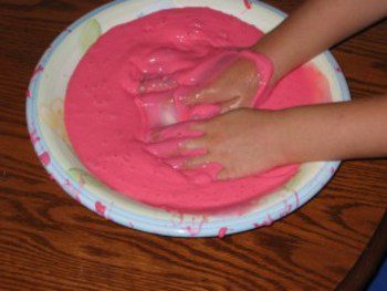 How to Combat Spring Fever with Kid Friendly Themes