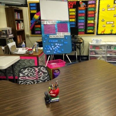 reading table-I don't know about my readers, but I love looking at room reveal photos of other teacher's classrooms.  I have gotten ideas from other blogs and Pinterest pins.